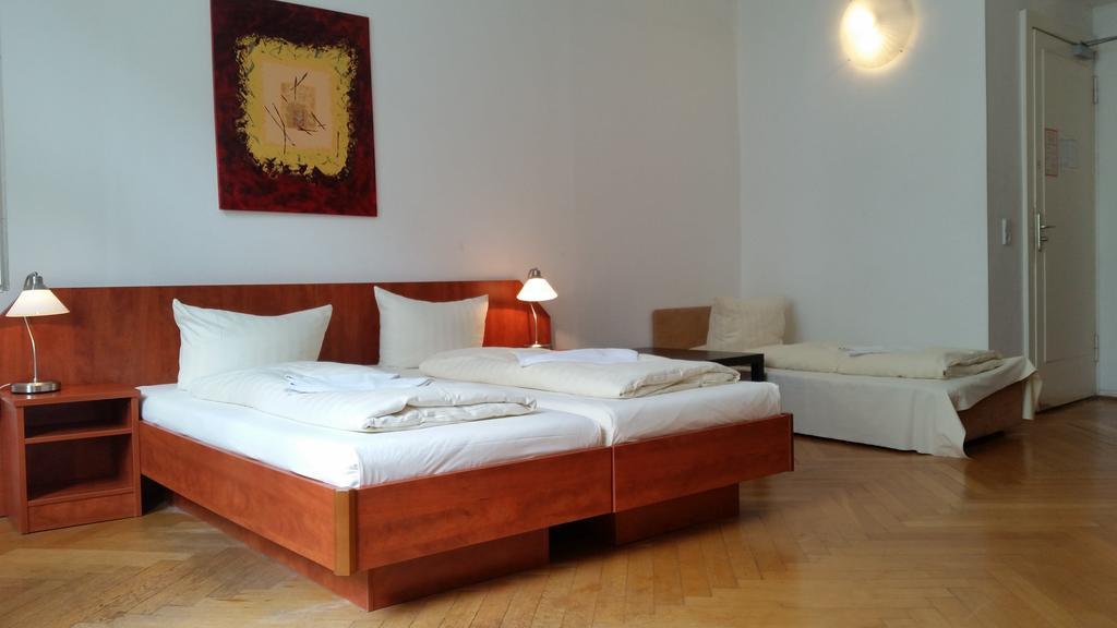 Hotel Pension Kima Berlin Room photo