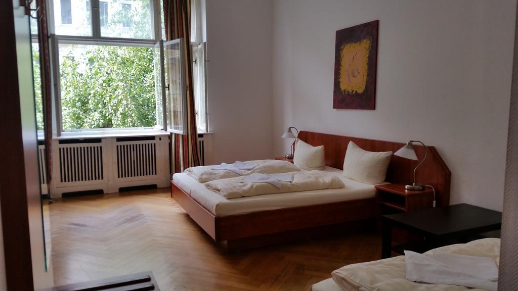 Hotel Pension Kima Berlin Room photo