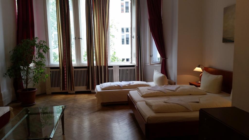 Hotel Pension Kima Berlin Room photo